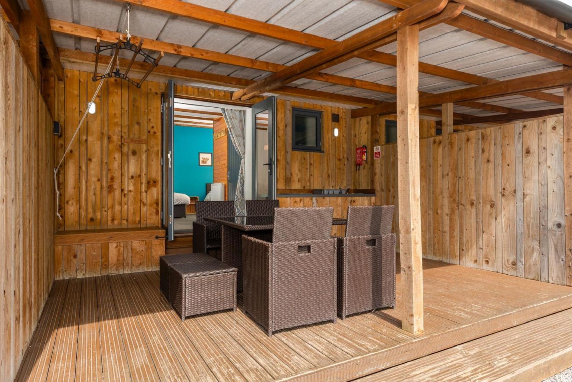 Cosy Glamping In The Eskdale Valley - Studio Lodges And Mega Pods Экстерьер фото
