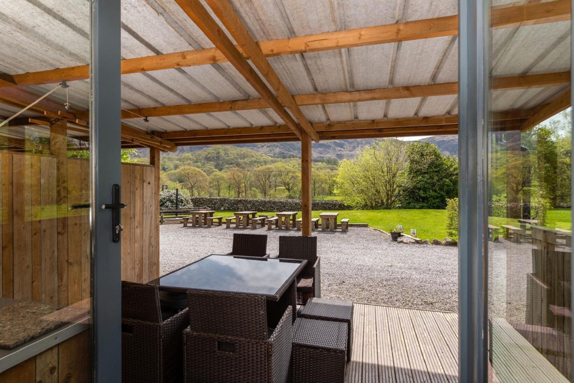 Cosy Glamping In The Eskdale Valley - Studio Lodges And Mega Pods Экстерьер фото
